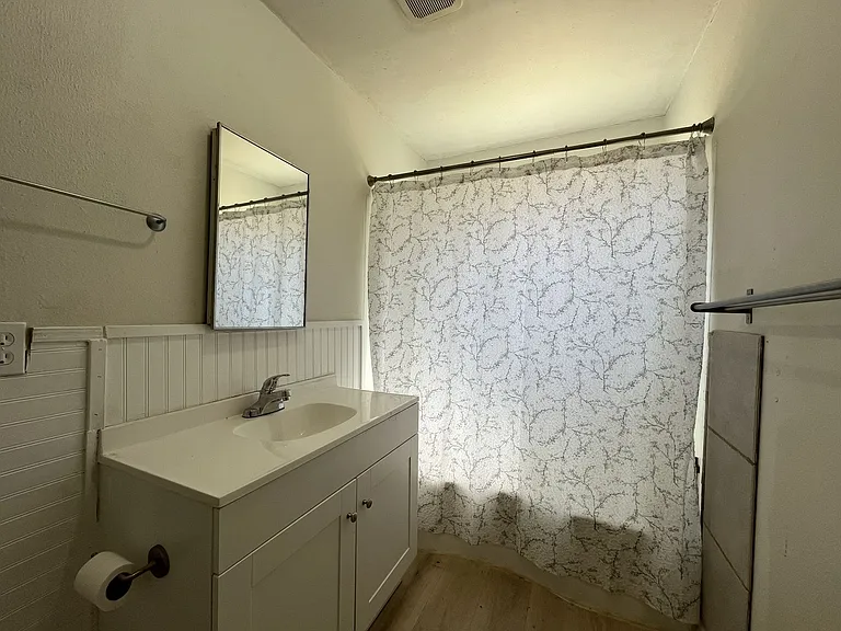 6906 N Newcastle Ave — Photo 24