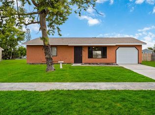 7581 Berwick St, North Port, FL 34287