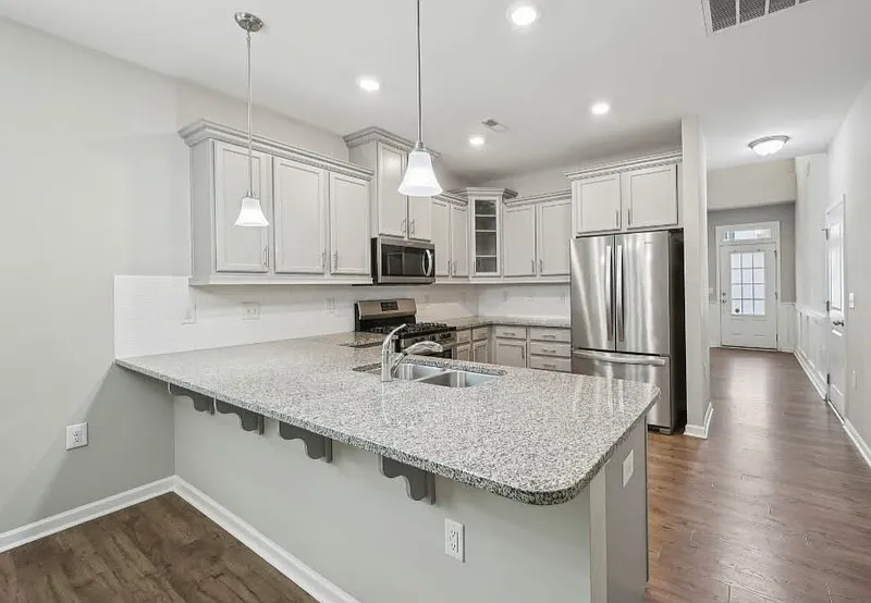 3 bed, 2.5 bath, 2218 sqft, $2,300 — Photo 4