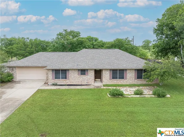 1808 Guess Dr, Salado, TX 76571