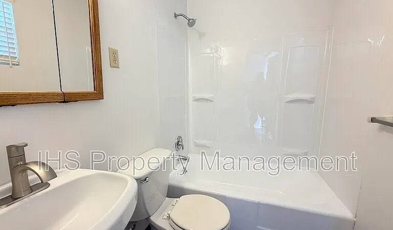 1209 George Washington Way #32 — Photo 6