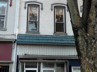 21 W 4th St APT 5, Williamsport, PA 17701