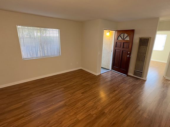 2nd image of 4550 36th St