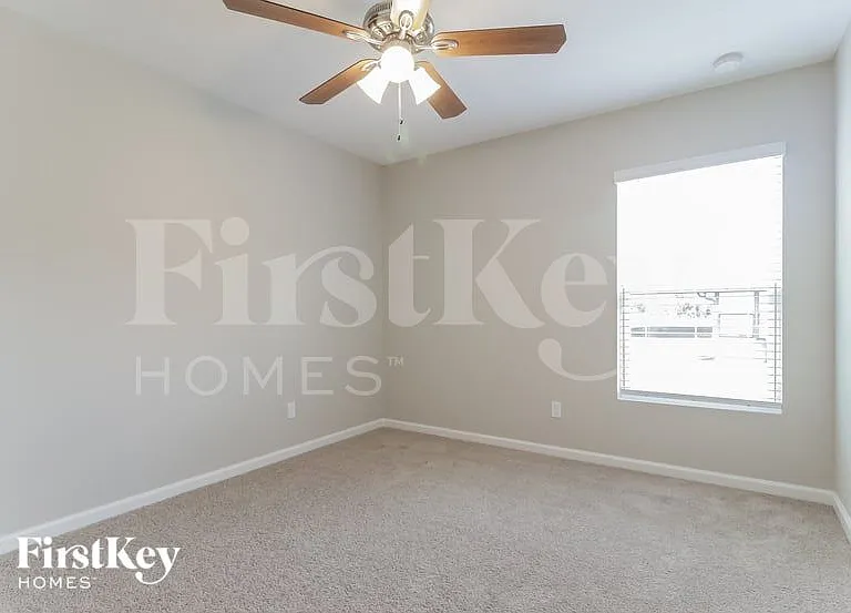 150 Breakwater St SE — Photo 10