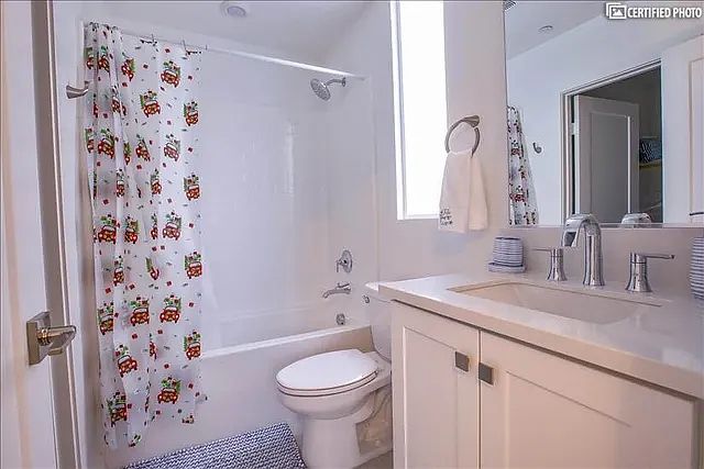 1st level bathroom
