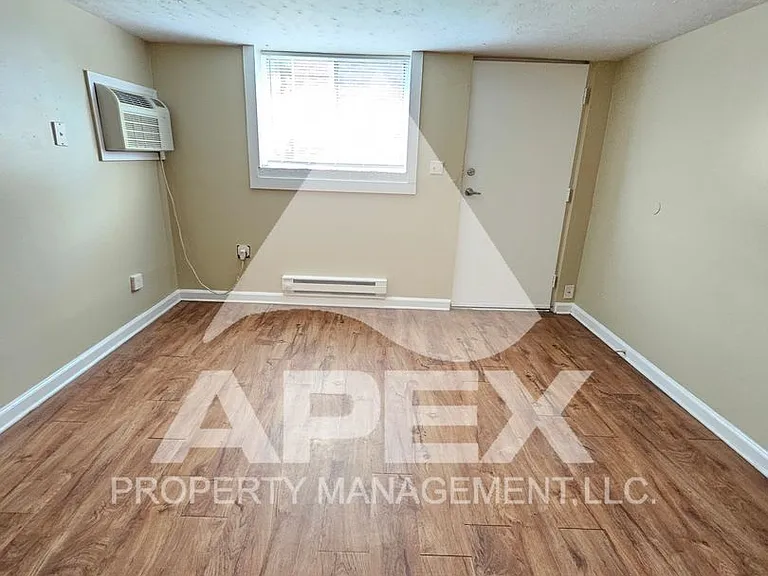Springdale Apartments — Photo 20