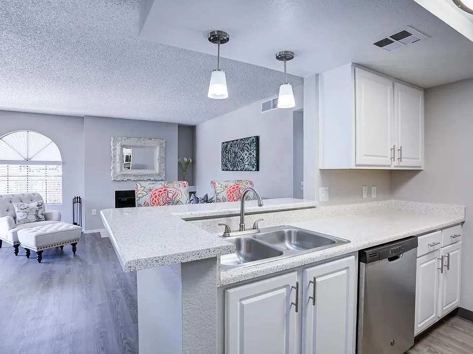Starrview at Starr Pass Apartment Homes