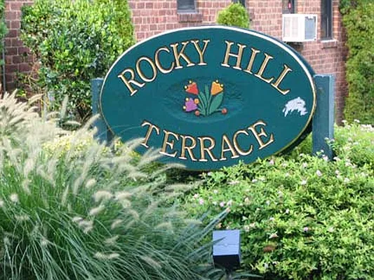 Sold by Eva M. Daniels Realty | media 11