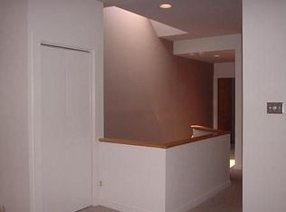 800 S Front St #1, Philadelphia, PA 19147