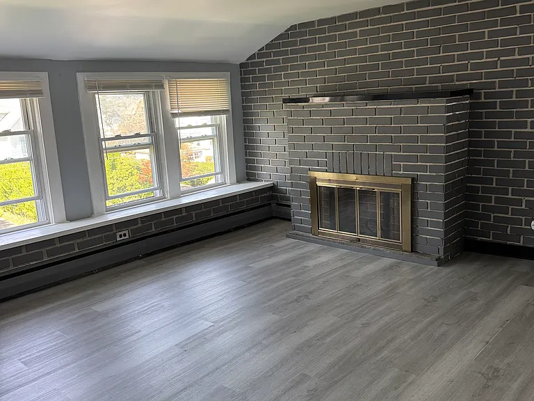 45 Janet St #45 — Photo 2