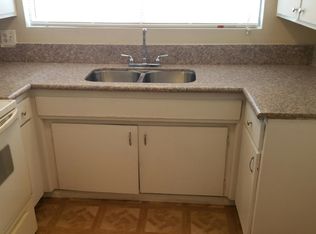 1265 Olive Tree Ln APT C, Hemet, CA 92543