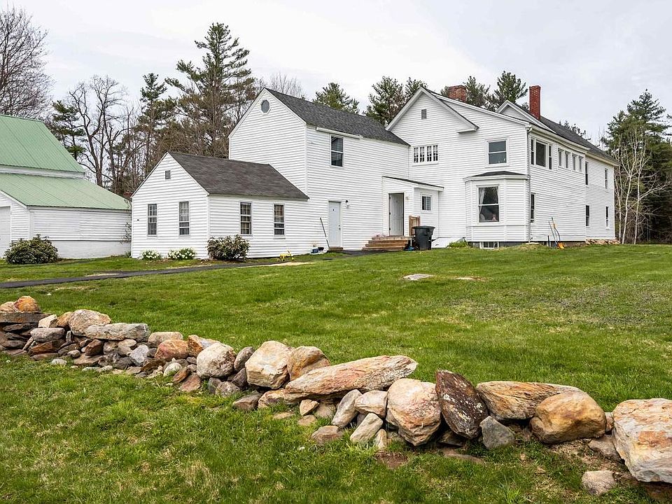 5ac old farm lot with natural beauty and wildlife.