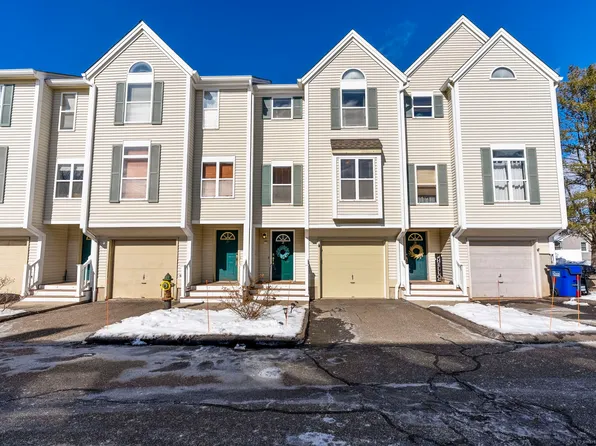 565 Newfield Street APT 30, Middletown, CT 06457