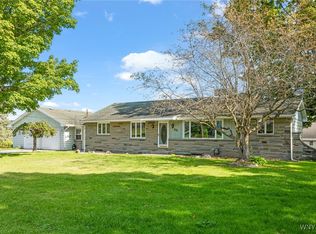 25 Glenwood Dr, Attica, NY 14011