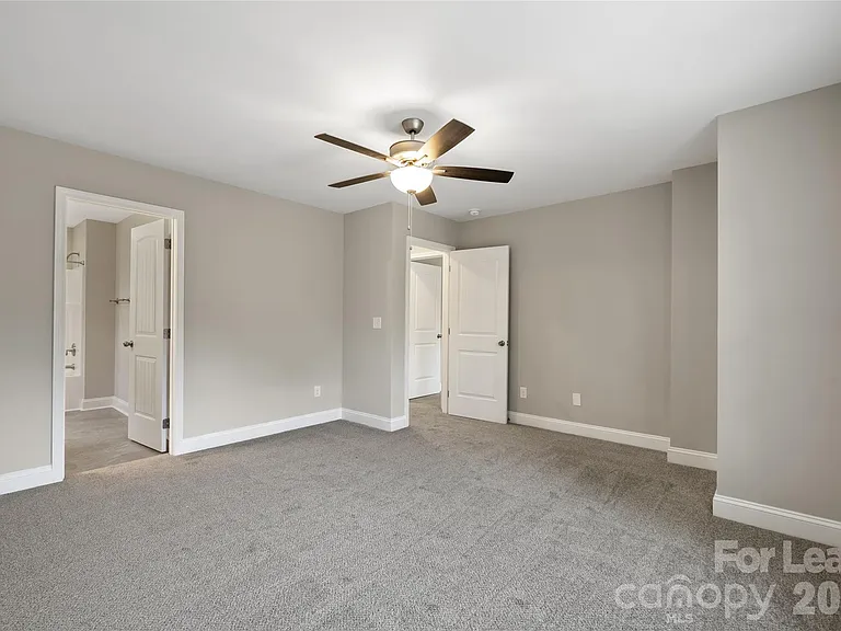 1007 Sioux St — Photo 19