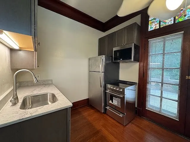 230 Rockdale Ave #6 — Photo 5