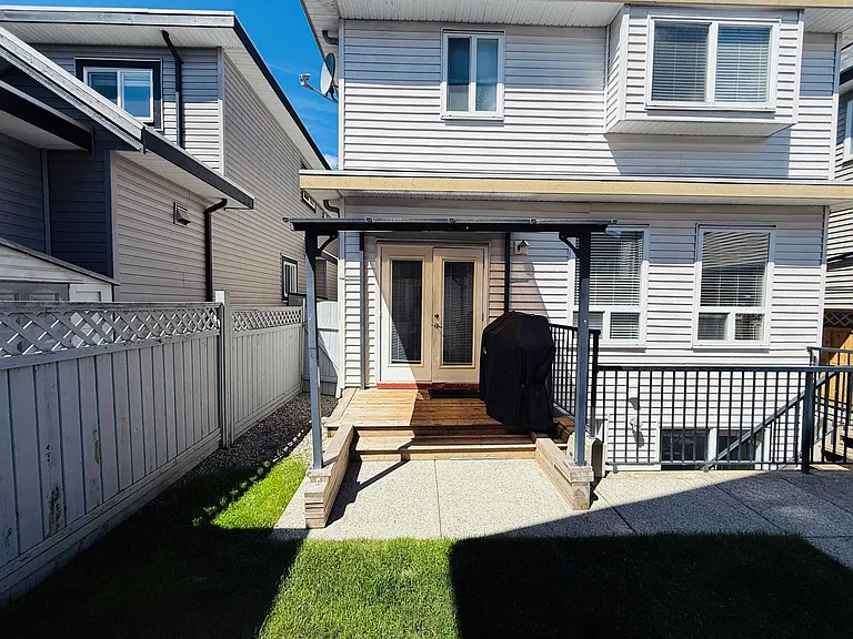 7111 194b St #MAIN FLOOR — Photo 12