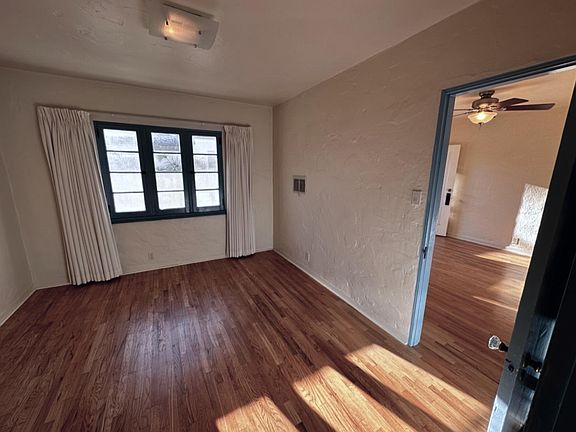 3rd image of 3758 1/4 Colonial Ave #2
