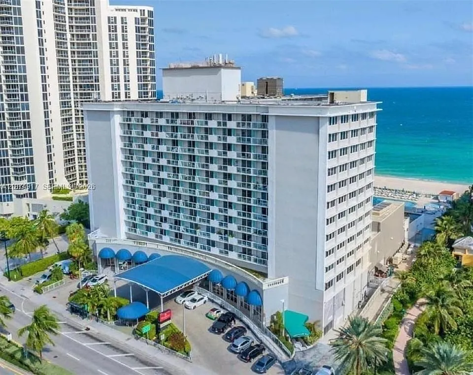 Aventura Beach Club — Photo 1