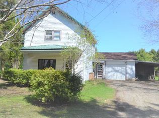 W2182 Holy Hill Rd, Cecil, WI 54111
