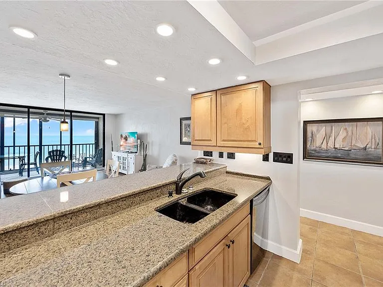 25810 Hickory Blvd #408 — Photo 13