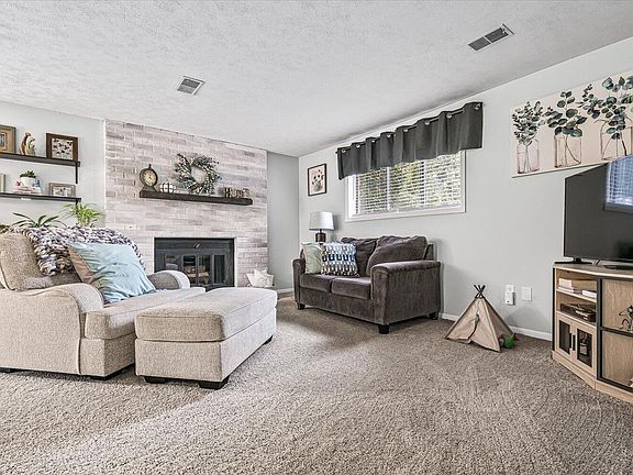 4th image of 5067 Stauffer Ave SE