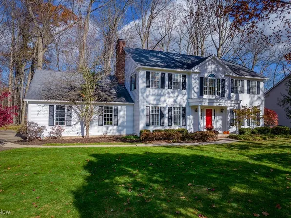 7449 Hudson Park Dr, Hudson, OH 44236