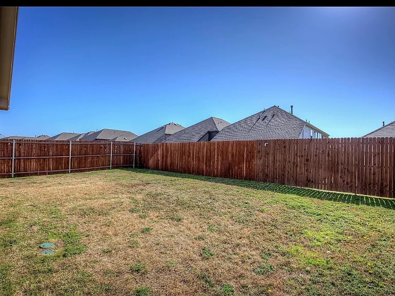 3916 Ford Dr — Photo 16