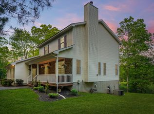 508 Log Tavern Rd, Milford, PA 18337