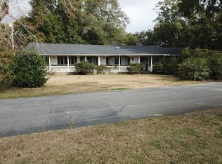 546 Old Field Rd, Murrells Inlet, SC 29576