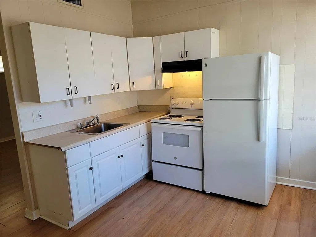 2 bed, 1.0 bath, 768 sqft, $1,399 — Photo 3