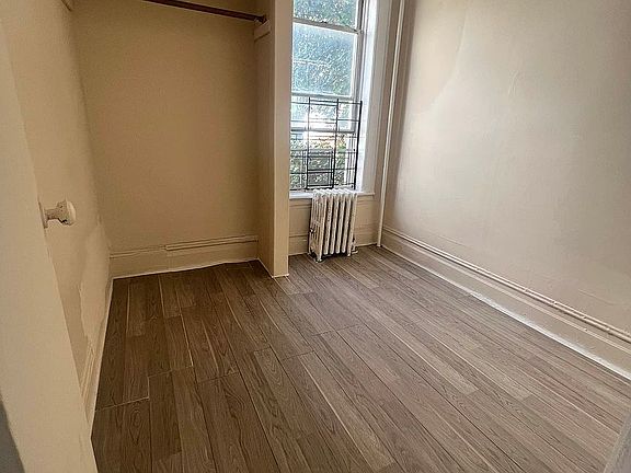 2nd image of 281 23rd St #99