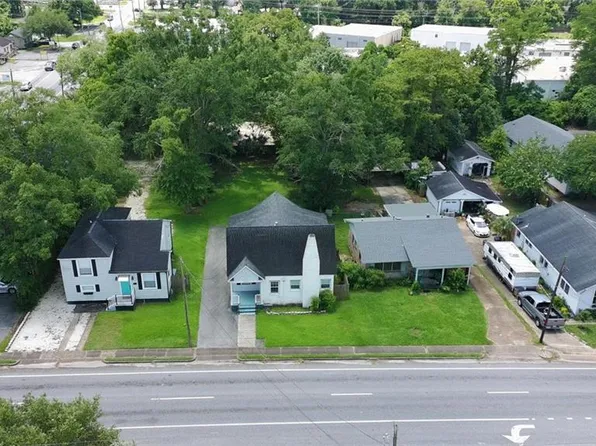 2555 Dauphin St, Mobile, AL 36606