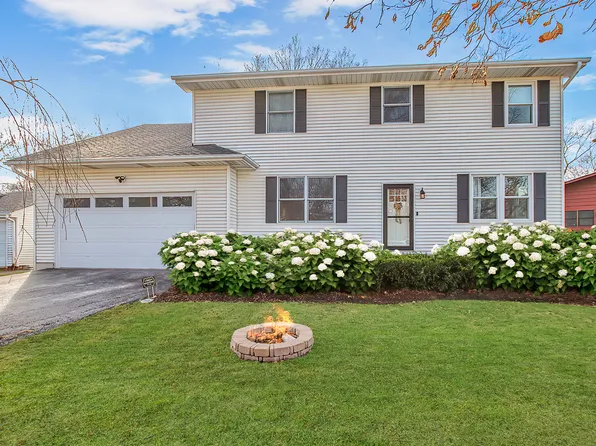 33398 N Sears Blvd, Grayslake, IL 60030