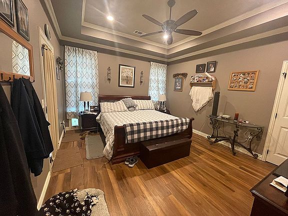 5th image of 61 Highland Dr