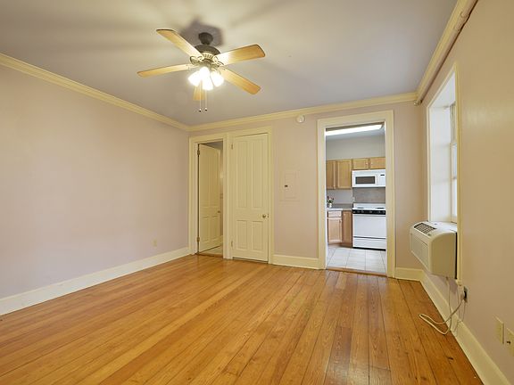 2nd image of 722 Saint Louis St APT 3