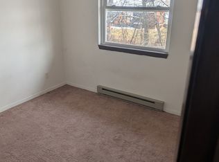 172 Valley Ct #6, Mount Hope, WV 25880