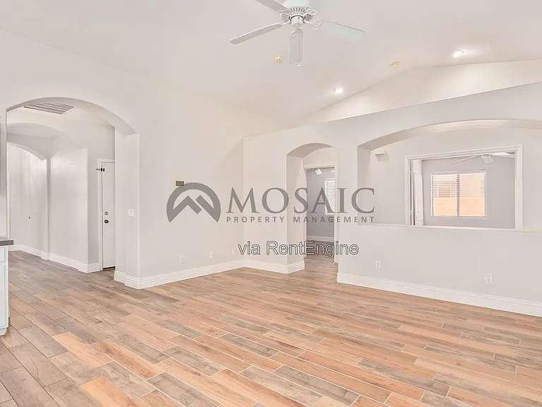 3381 E Flamingo Ct — Photo 8