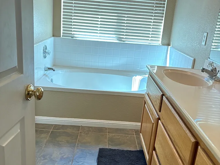 3910 Magnolia Hills Dr — Photo 13