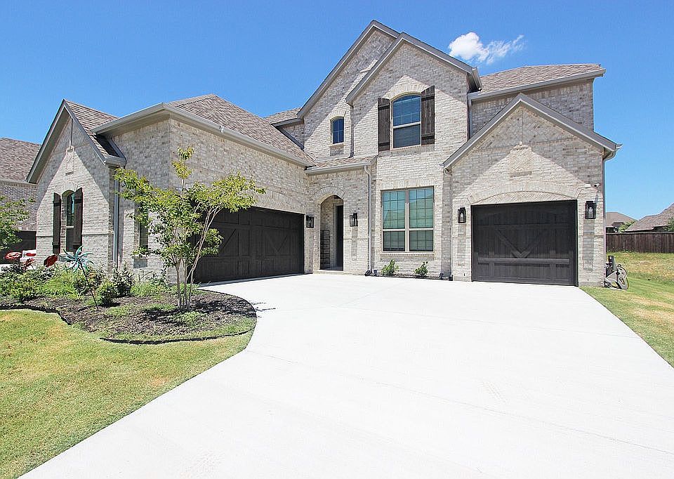 1st image of 1004 Amber Knoll Dr