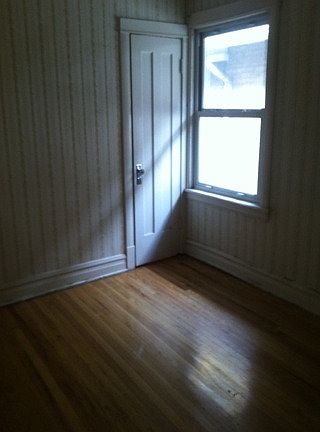 5th image of 1927 Cuyler Ave