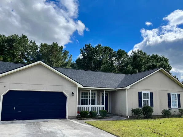 127 Daphne Dr, Hubert, NC 28539
