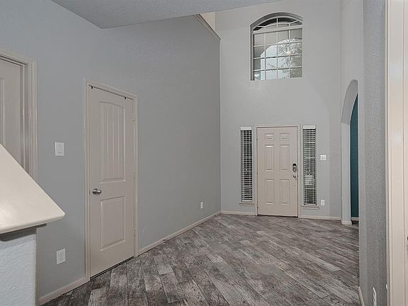 2nd image of 21647 Hansom Drive