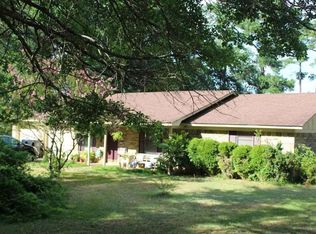 20 Cedar Hill Rd, Longview, TX 75601