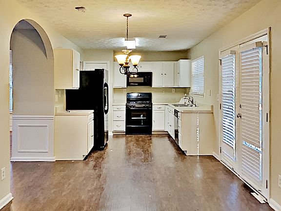 4th image of 2260 Stoneoak Dr