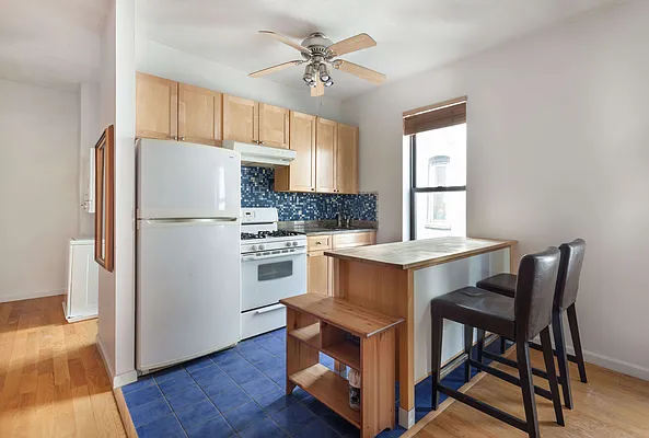 Sold by Compass | media 9