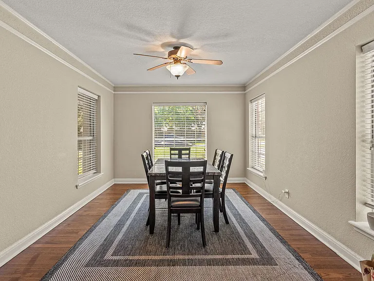 3518 Westcliff Rd S — Photo 15