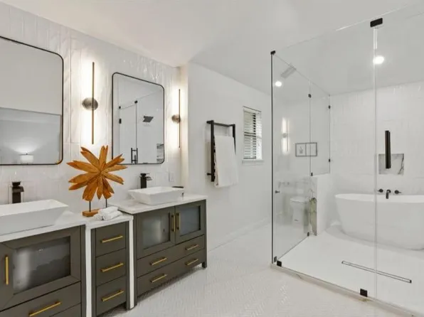 4364 Carolina St, Grand Prairie, TX 75052