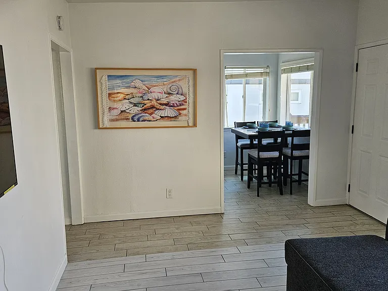 1330 S Pacific St #4 — Photo 12