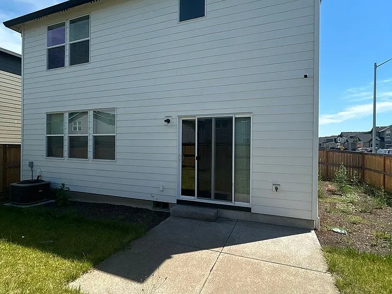 4809 Thyme Ave NE — Photo 38